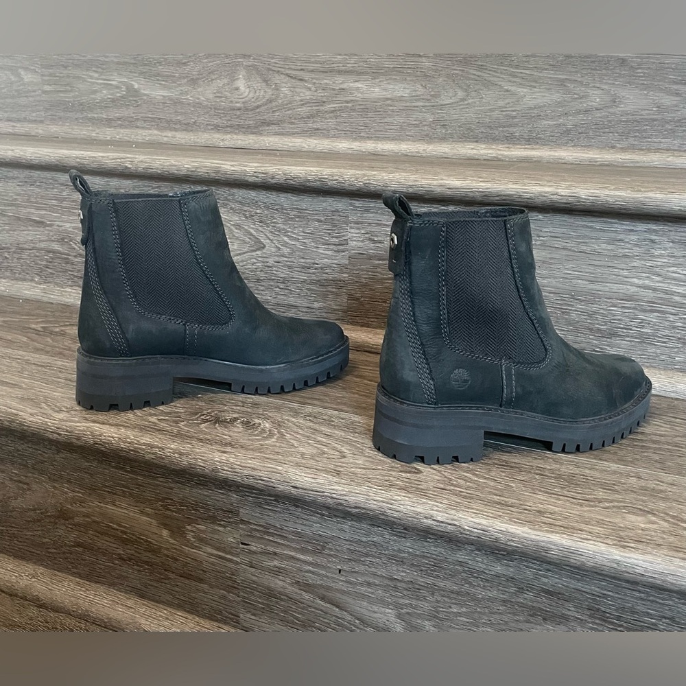 Timberland Women's Leather Boots - Picture 14 of 15